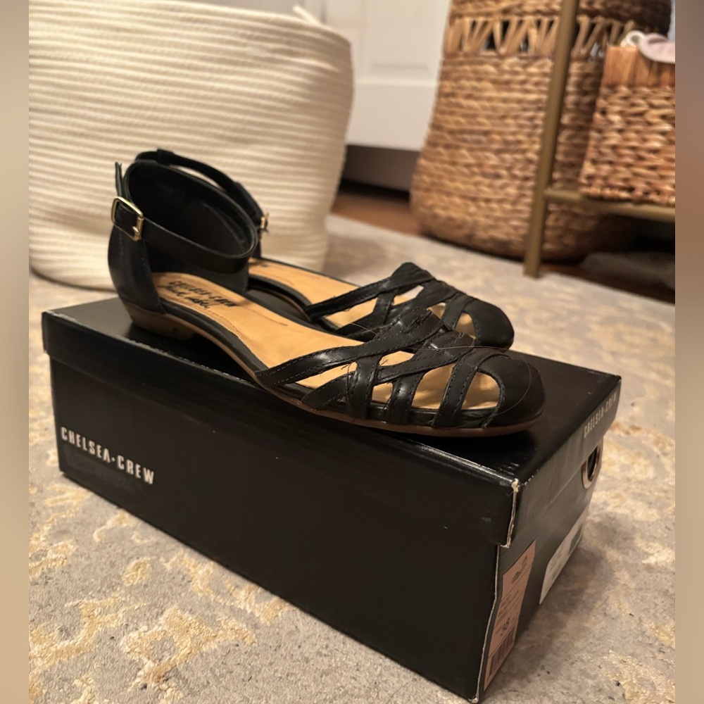 Chelsea Crew Sandals